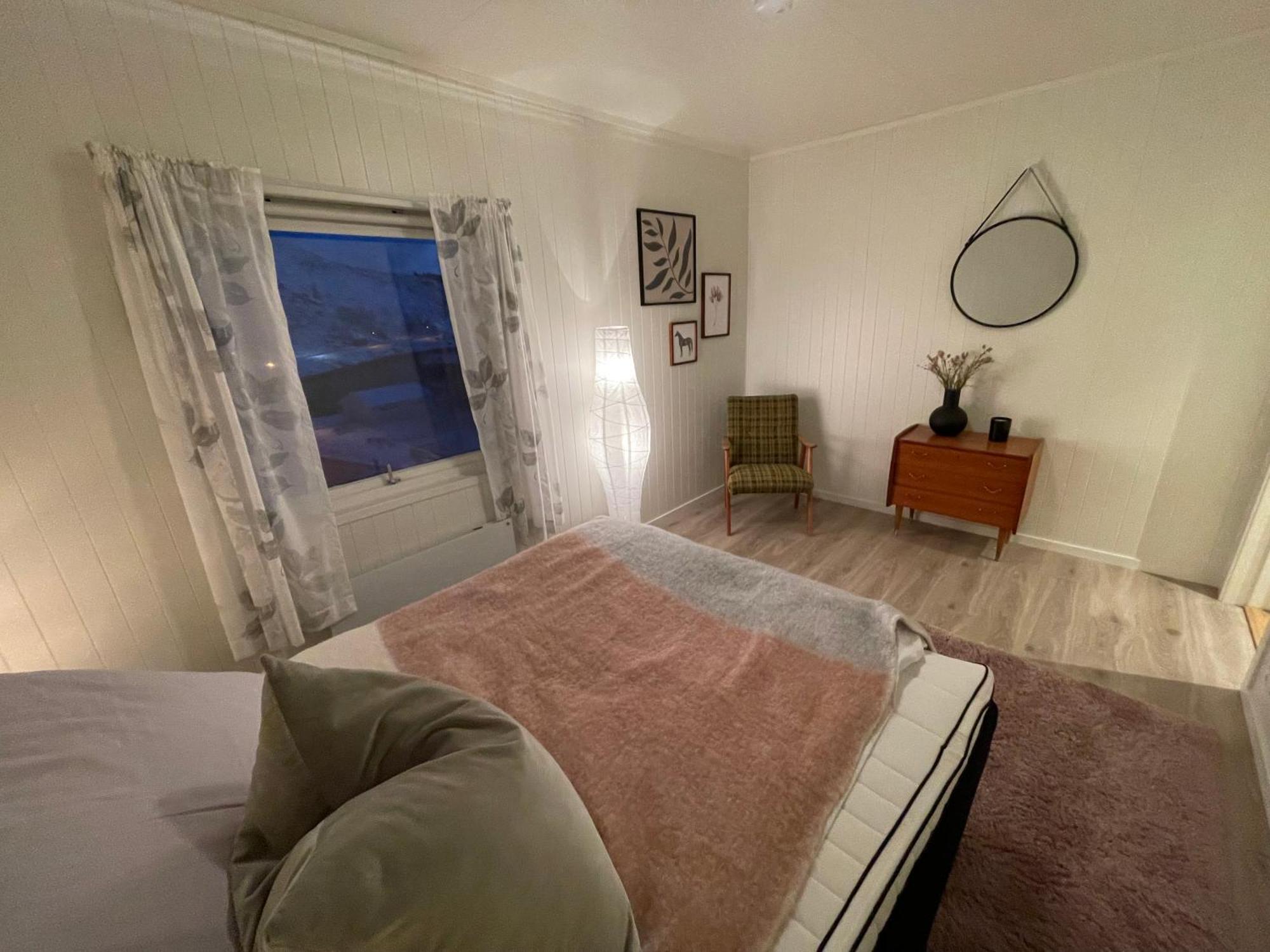 A, The Far End Of Lofoten, Top Apartment. Sørvågen Екстериор снимка