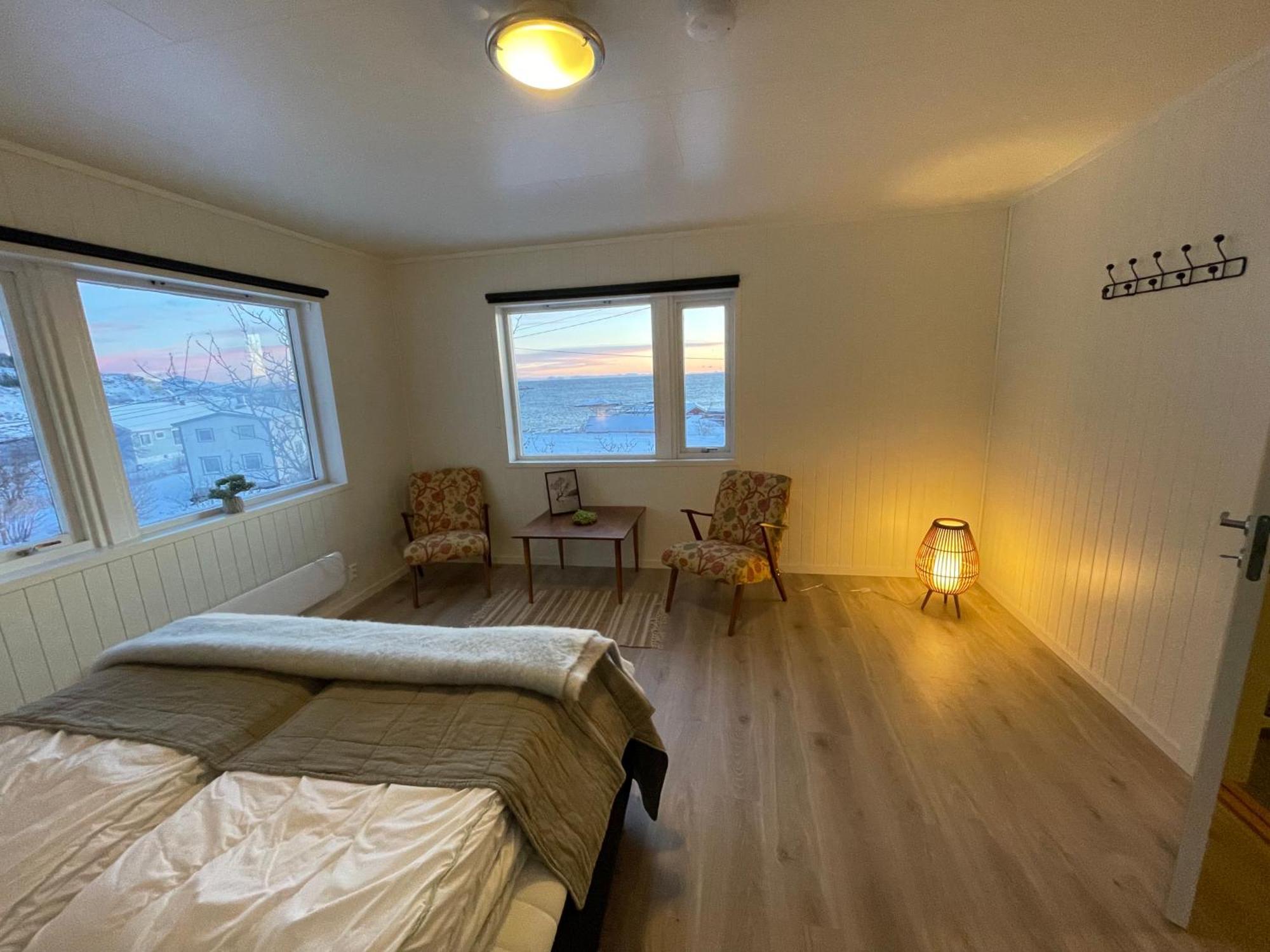 A, The Far End Of Lofoten, Top Apartment. Sørvågen Екстериор снимка
