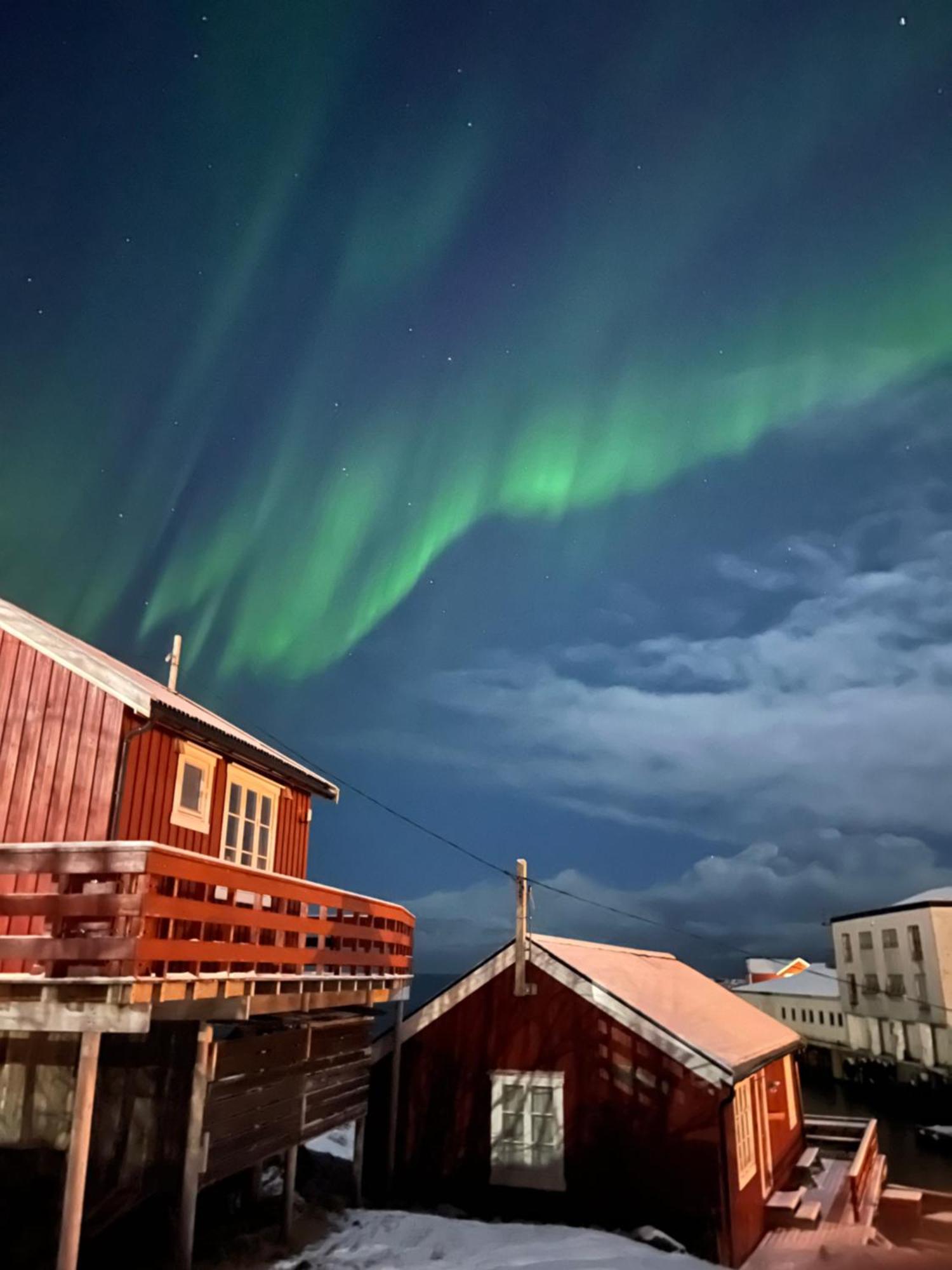 A, The Far End Of Lofoten, Top Apartment. Sørvågen Екстериор снимка