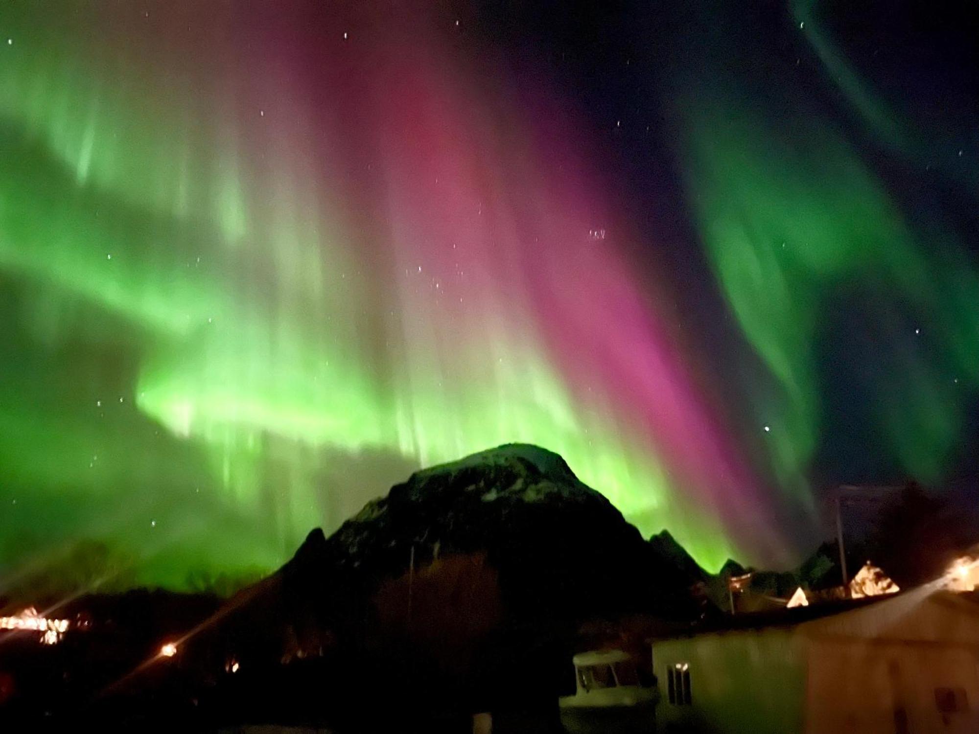 A, The Far End Of Lofoten, Top Apartment. Sørvågen Екстериор снимка